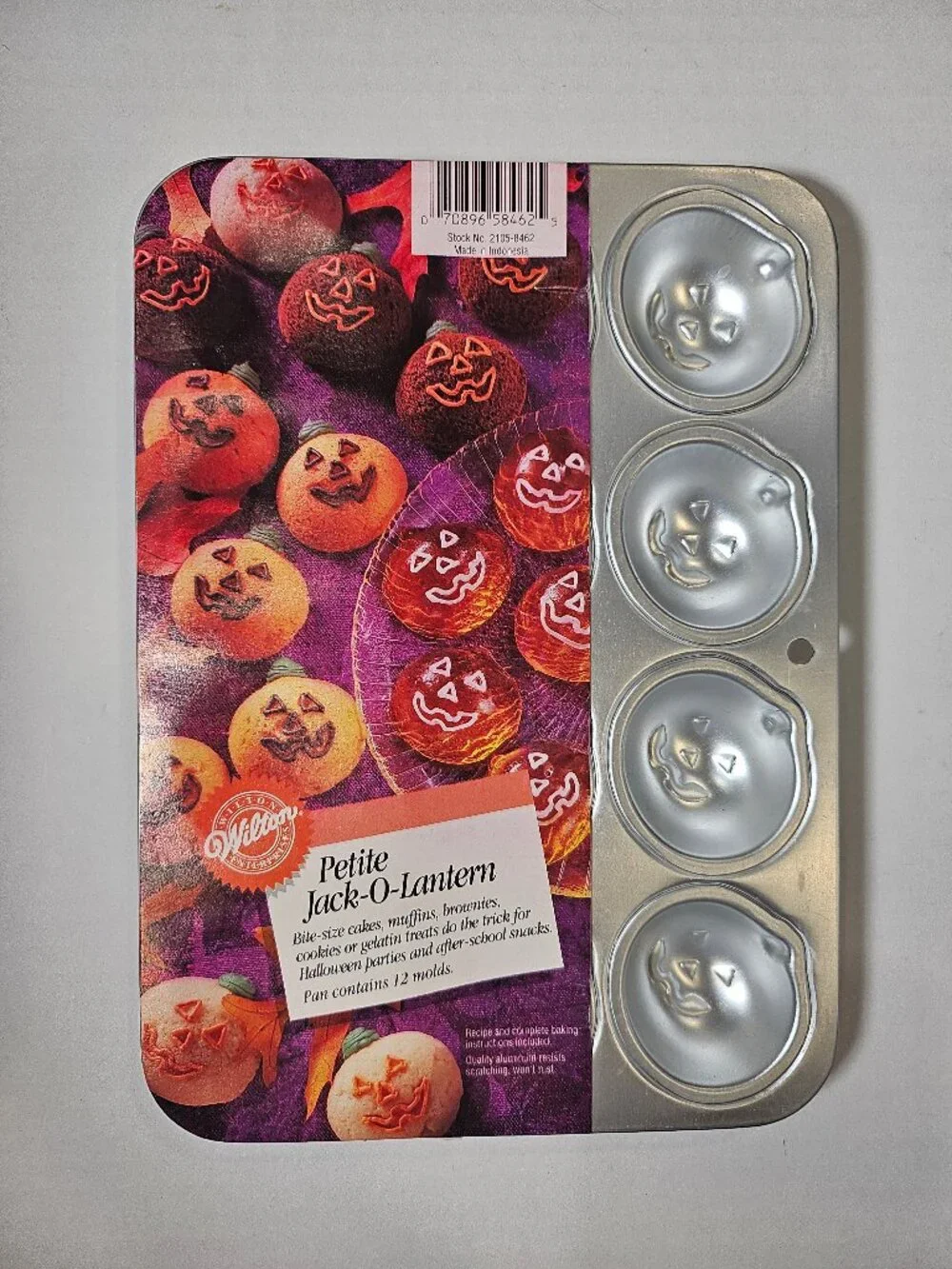 Vintage 1994 Wilton Petite Jack O Lantern Mini Cake Muffin Pan 12 Cavity NOS